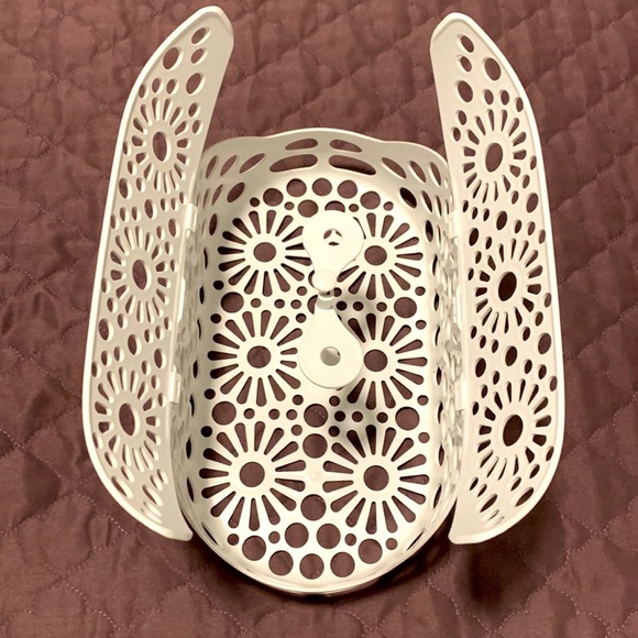 Avent Dishwasher Basket for Small Bottles and Nipples/Pacifiers - Picture 2 of 4